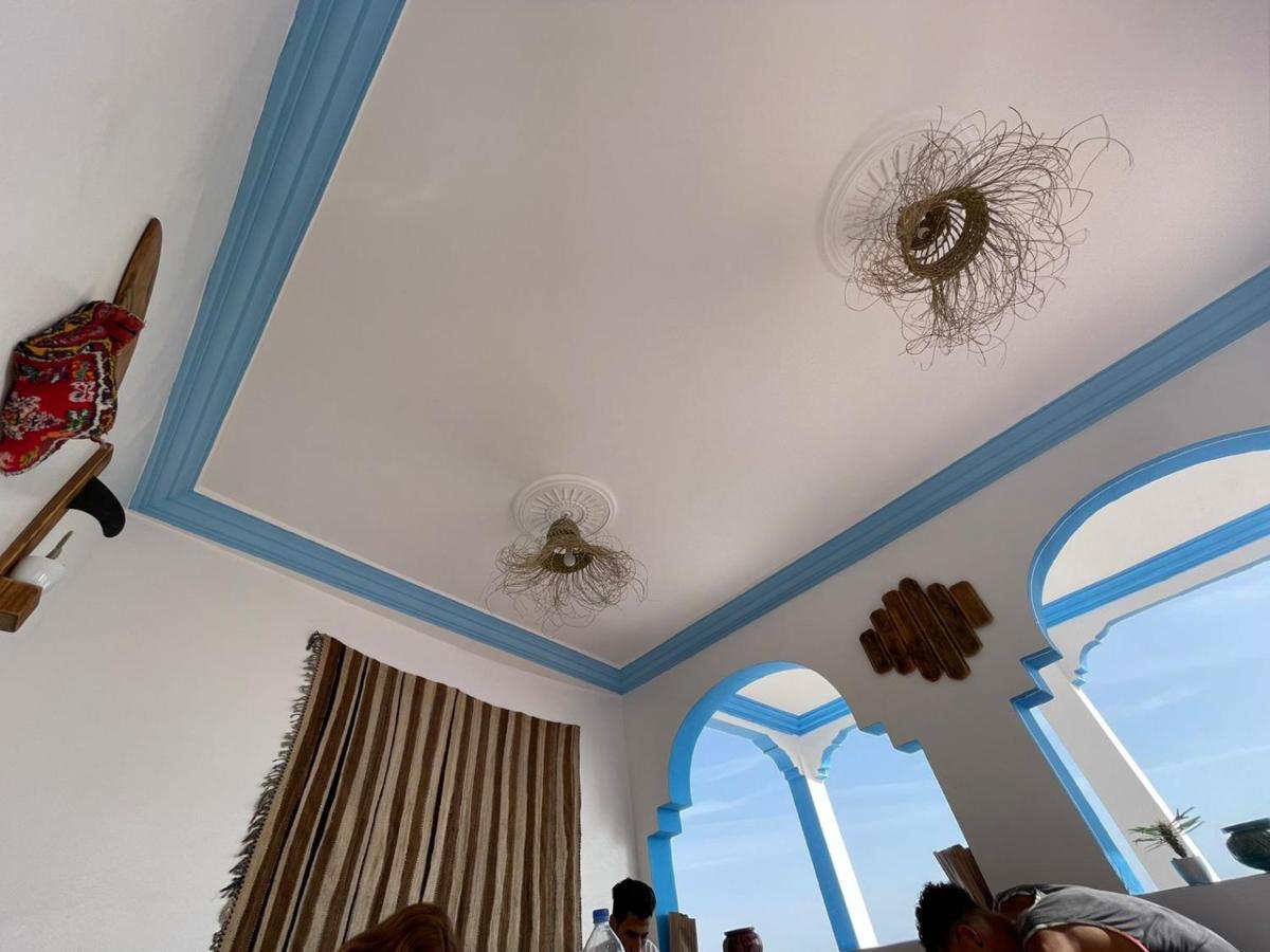 Binic Surf House Bed & Breakfast Taghazout Bagian luar foto