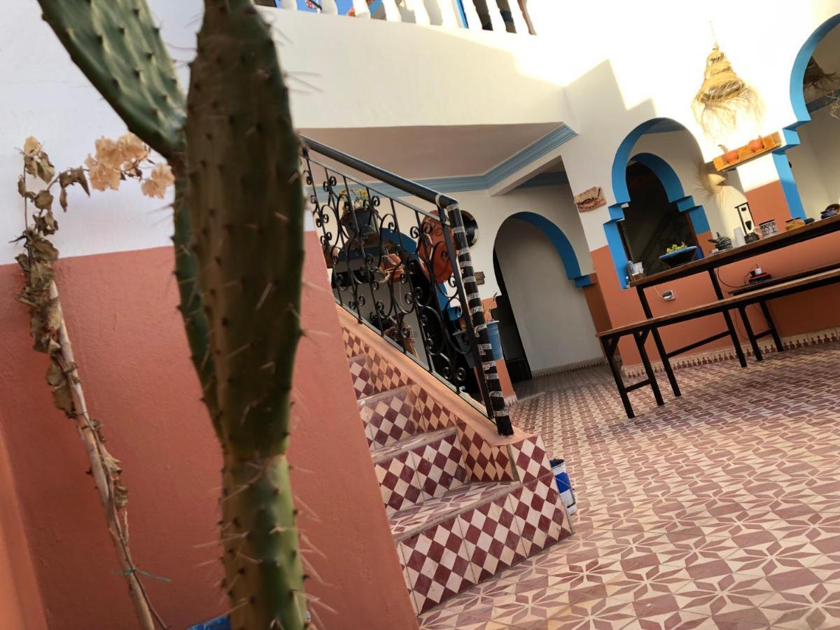 Binic Surf House Bed & Breakfast Taghazout Bagian luar foto