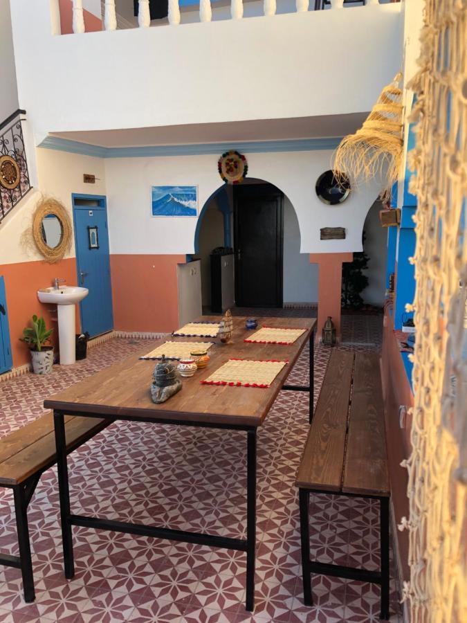 Binic Surf House Bed & Breakfast Taghazout Bagian luar foto