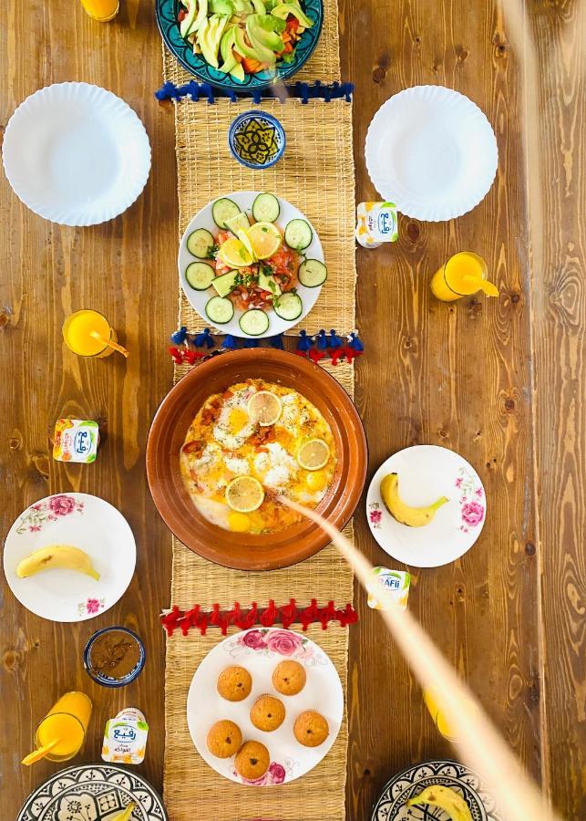 Binic Surf House Bed & Breakfast Taghazout Bagian luar foto