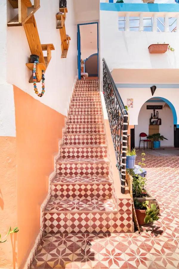 Binic Surf House Bed & Breakfast Taghazout Bagian luar foto